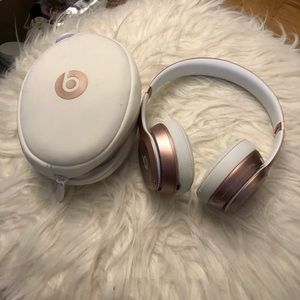 beats wireless headphone rose gold